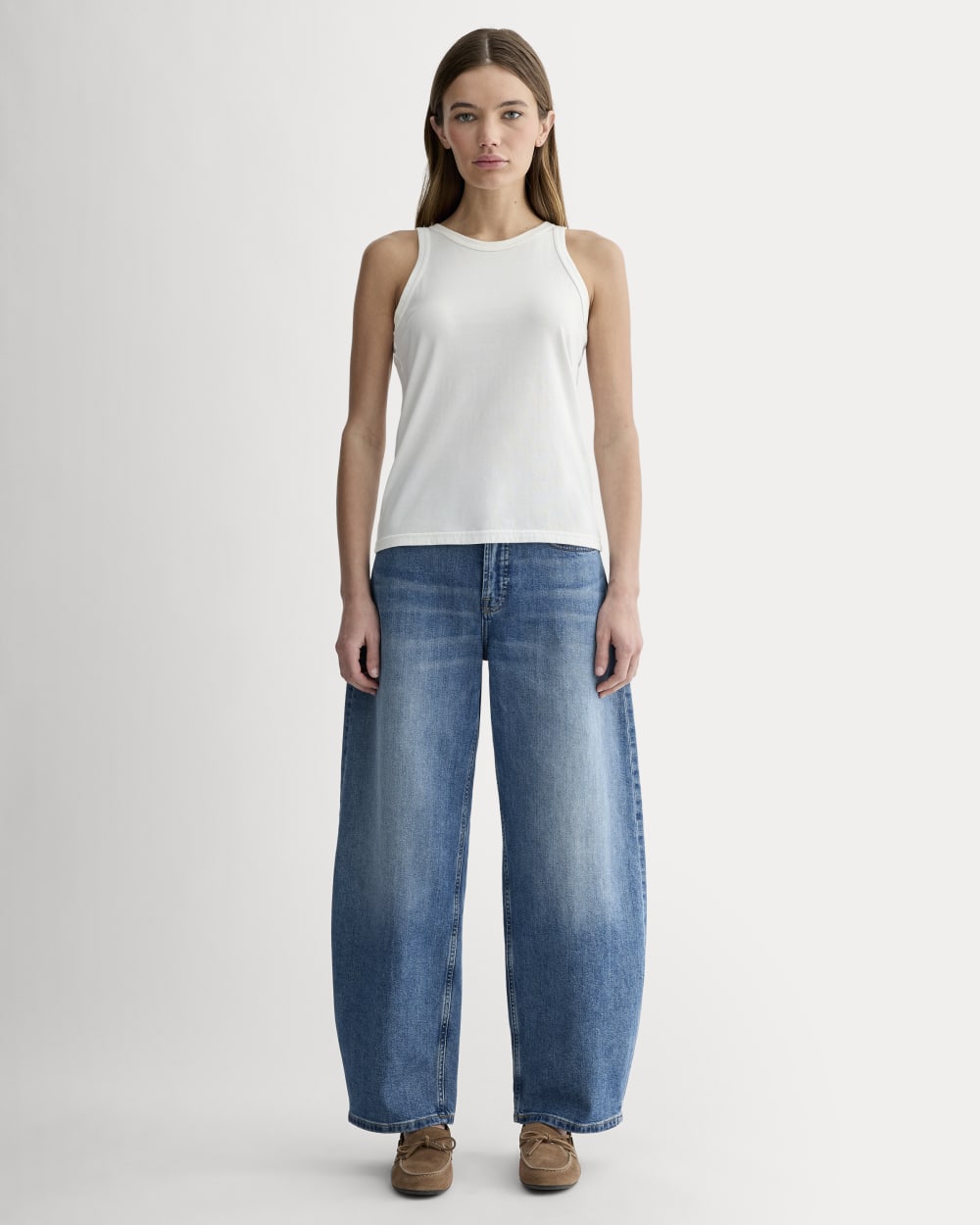 The Tank in Essential Cotton in White — detail view