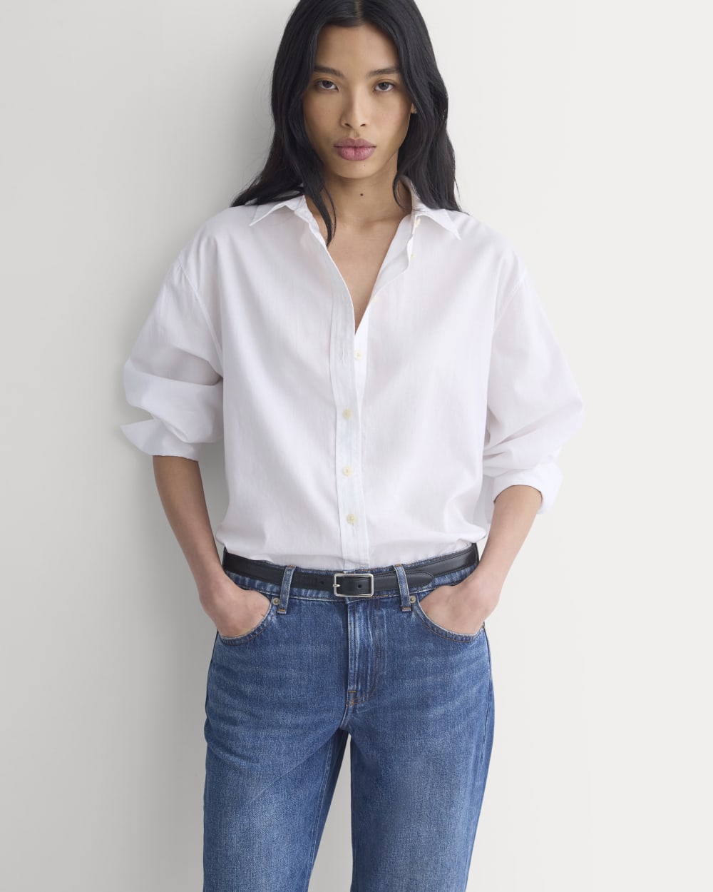 Low-Rise Straight Jean in Dark Indigo — detail view