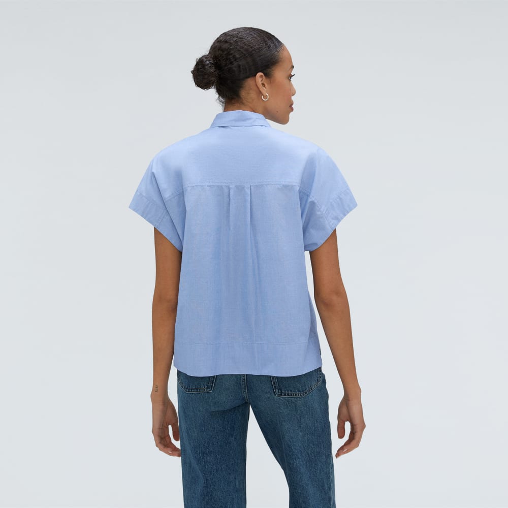 The Short-Sleeve Box Shirt in Slate Blue — detail view