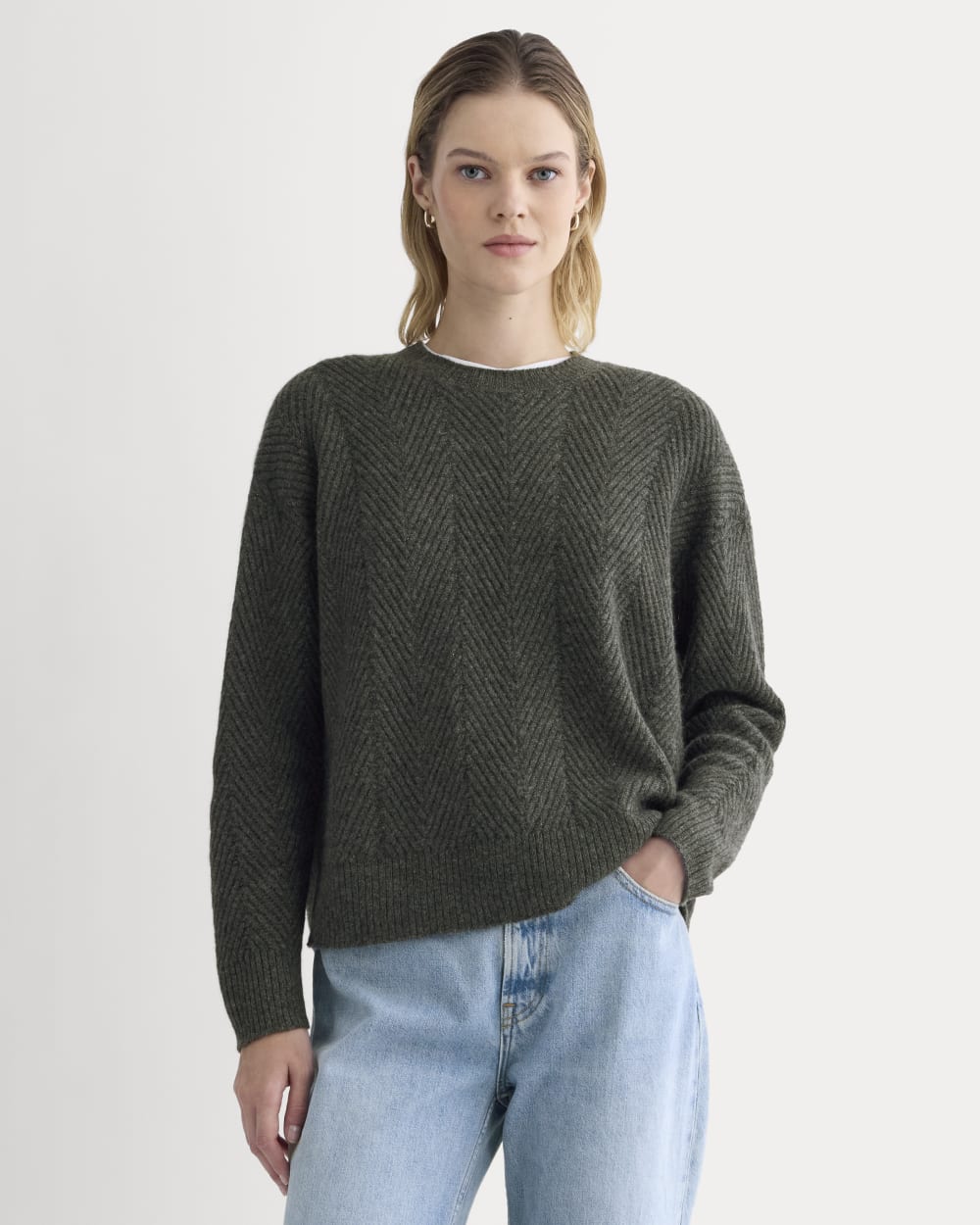 Cashmere Herringbone Sweater in Heather Charcoal — front view