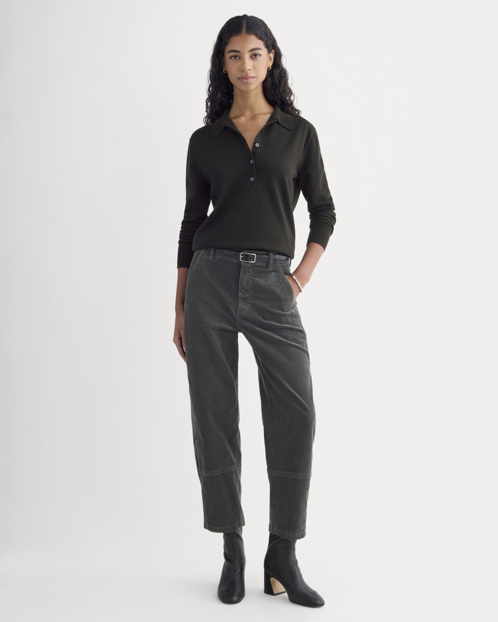 The Utility Barrel in Corduroy in Graphite — front view