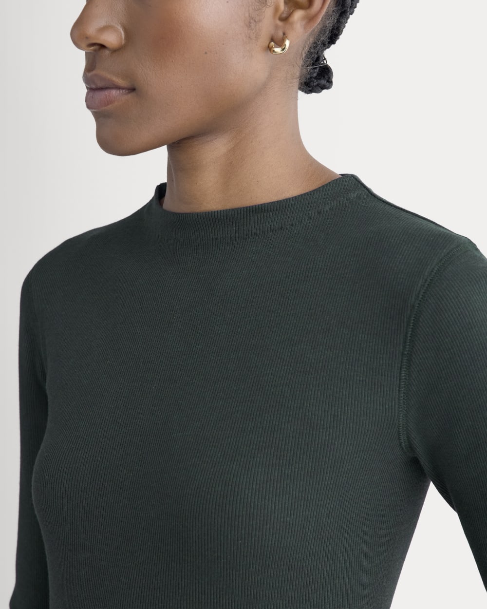The Luxe Rib Funnel-Neck Tee in Heathered Dark Sea — detail view