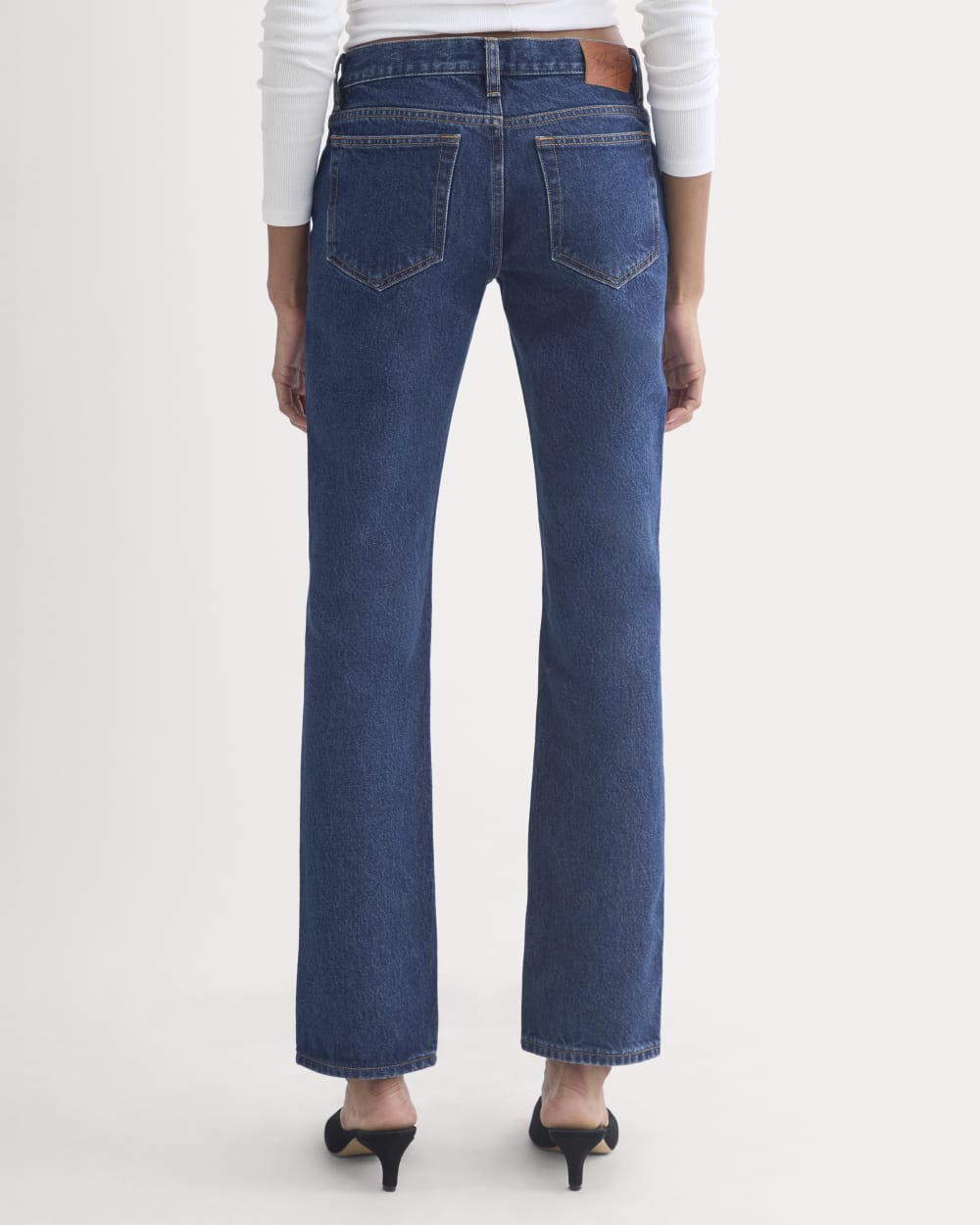Everlane x Elena Bonvicini Highland Low-Rise Cigarette Jean in Deep Bay Indigo — detail view