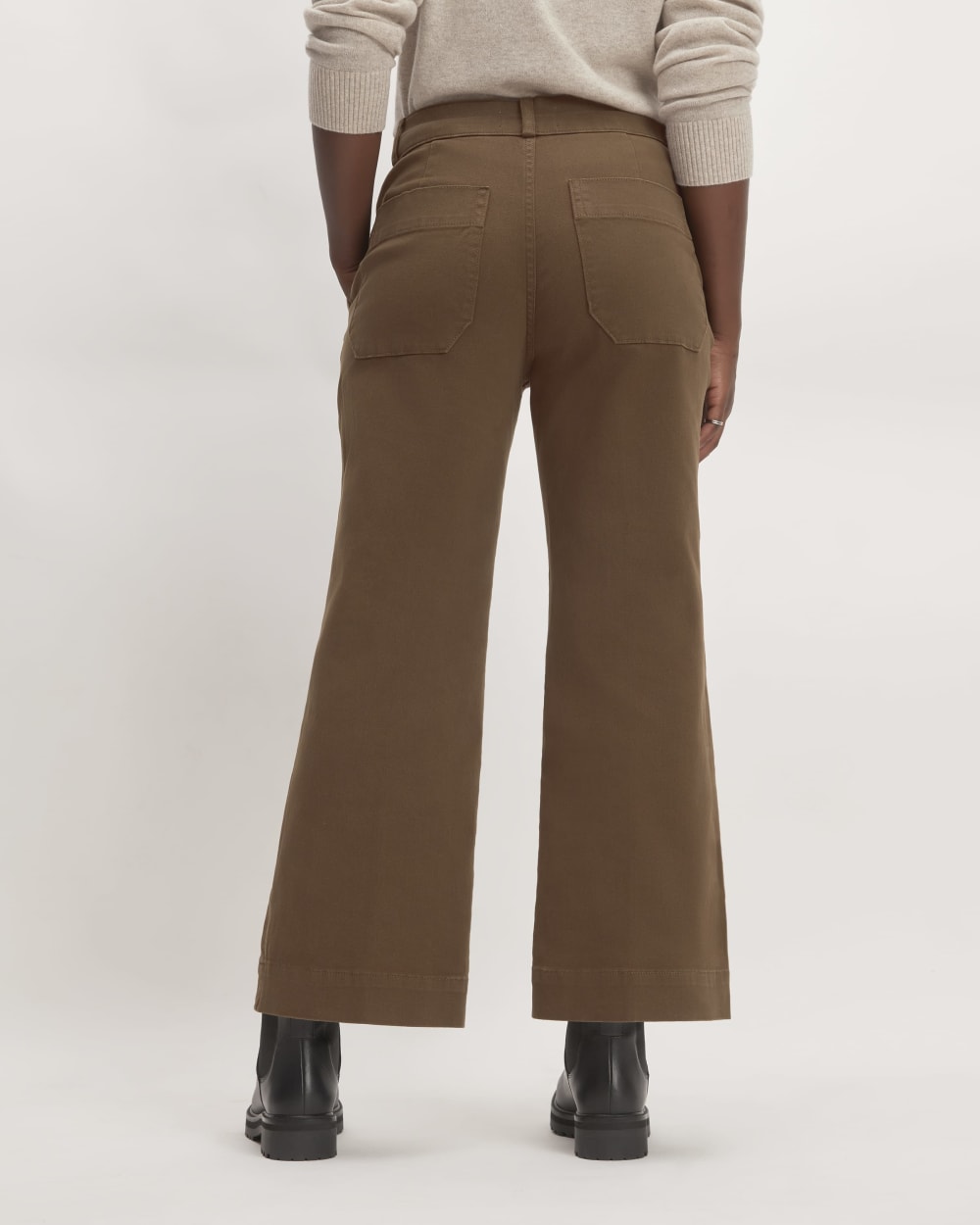 The Organic Kick Flare Pant in Cocoa — detail view