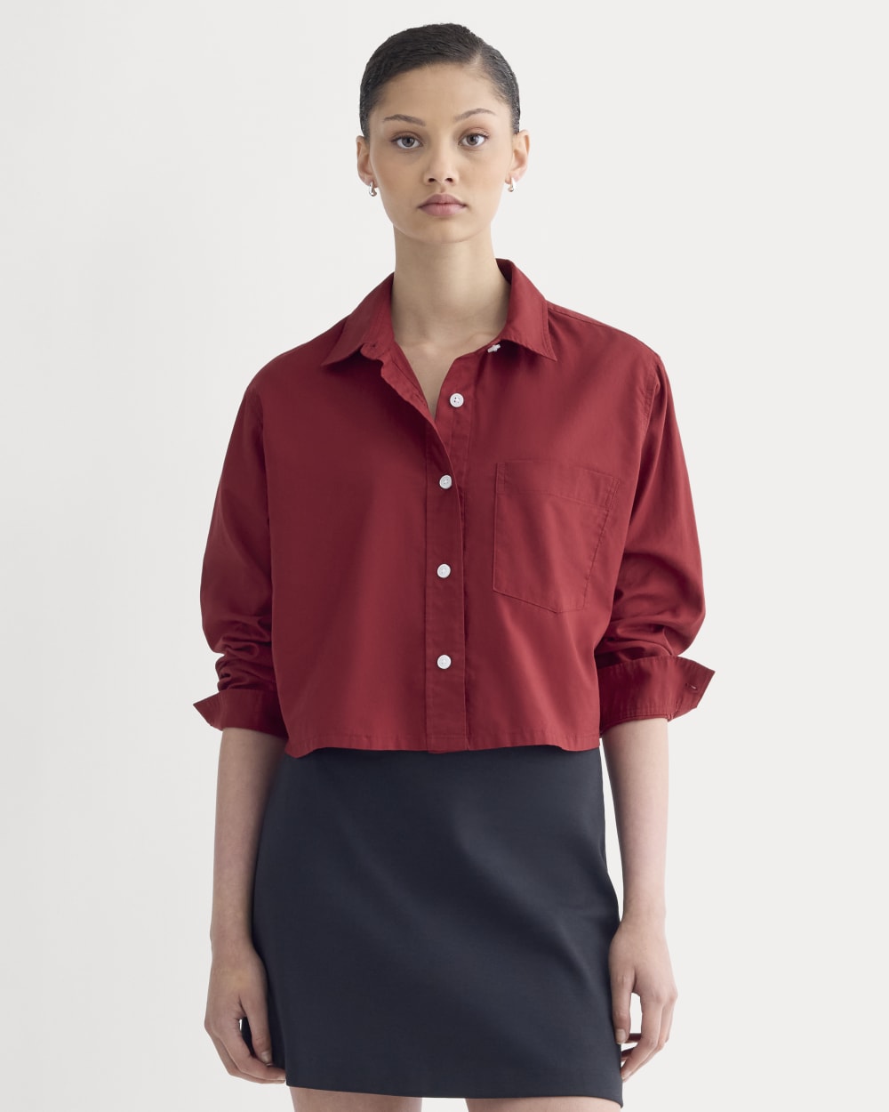 The Way-Short Shirt in Silky Cotton in Merlot — front view
