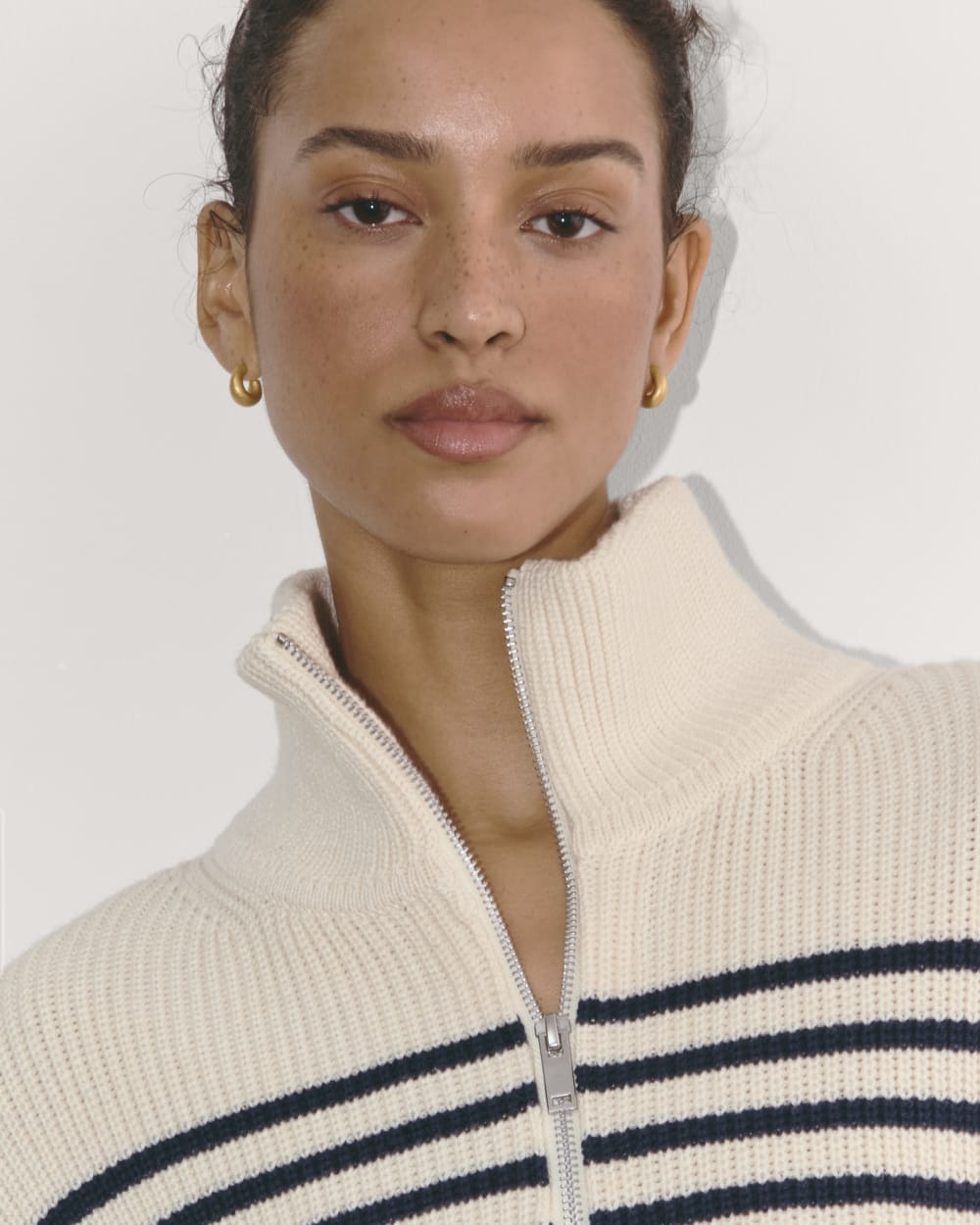 The Half-Zip in Everyday Cotton in Canvas / Navy — detail view