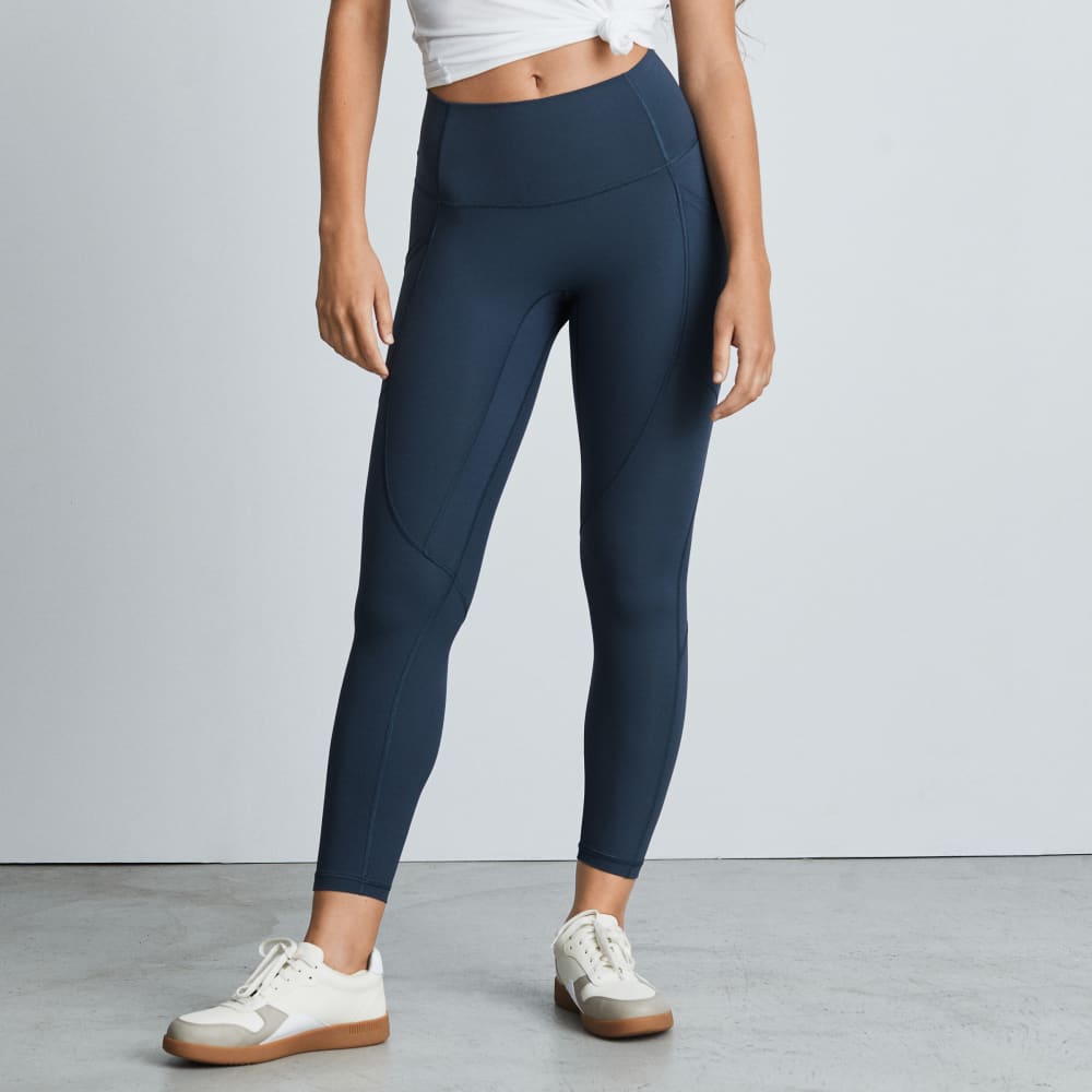 The Perform Pocket Legging in Atlantic — alternate view