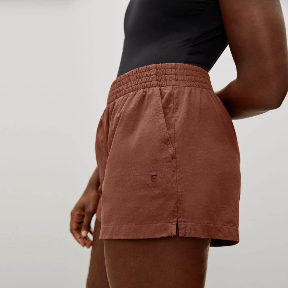 The Retro Jersey Short in Caramel — detail view