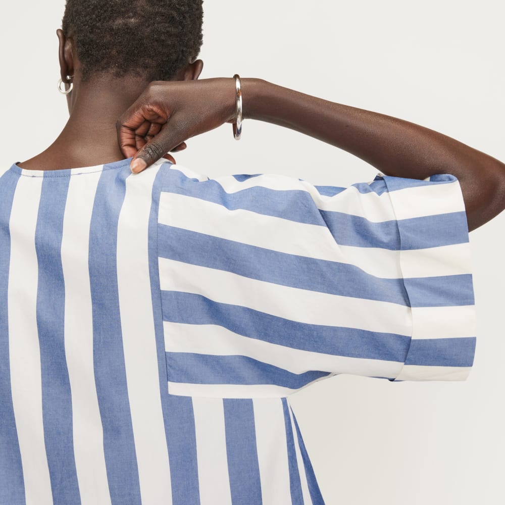 The Poplin Tunic in Mazarine Blue / Bone — detail view