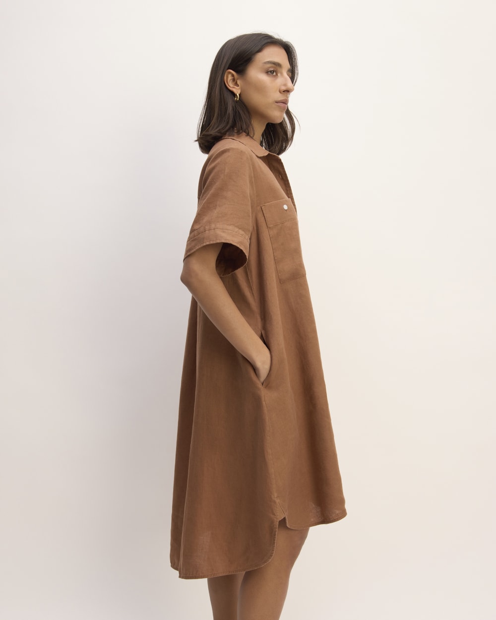 The Daytripper Dress in Linen in Carob Brown — detail view