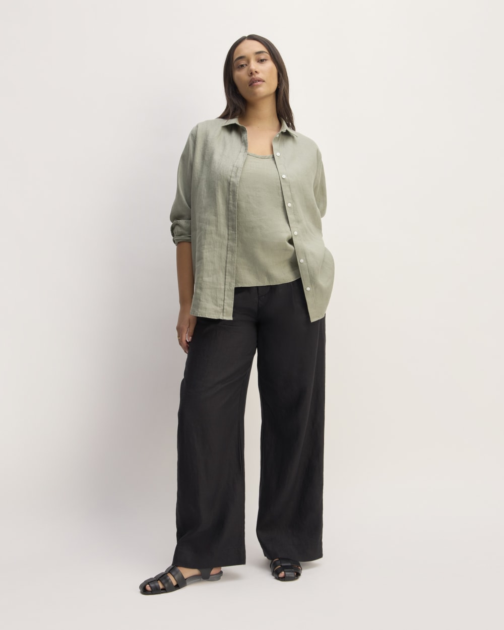 The Scoop Tank in Linen in Sage Green — detail view