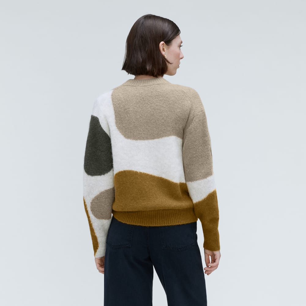 The Cocoon Crew in Alpaca in Neutral Camo — detail view