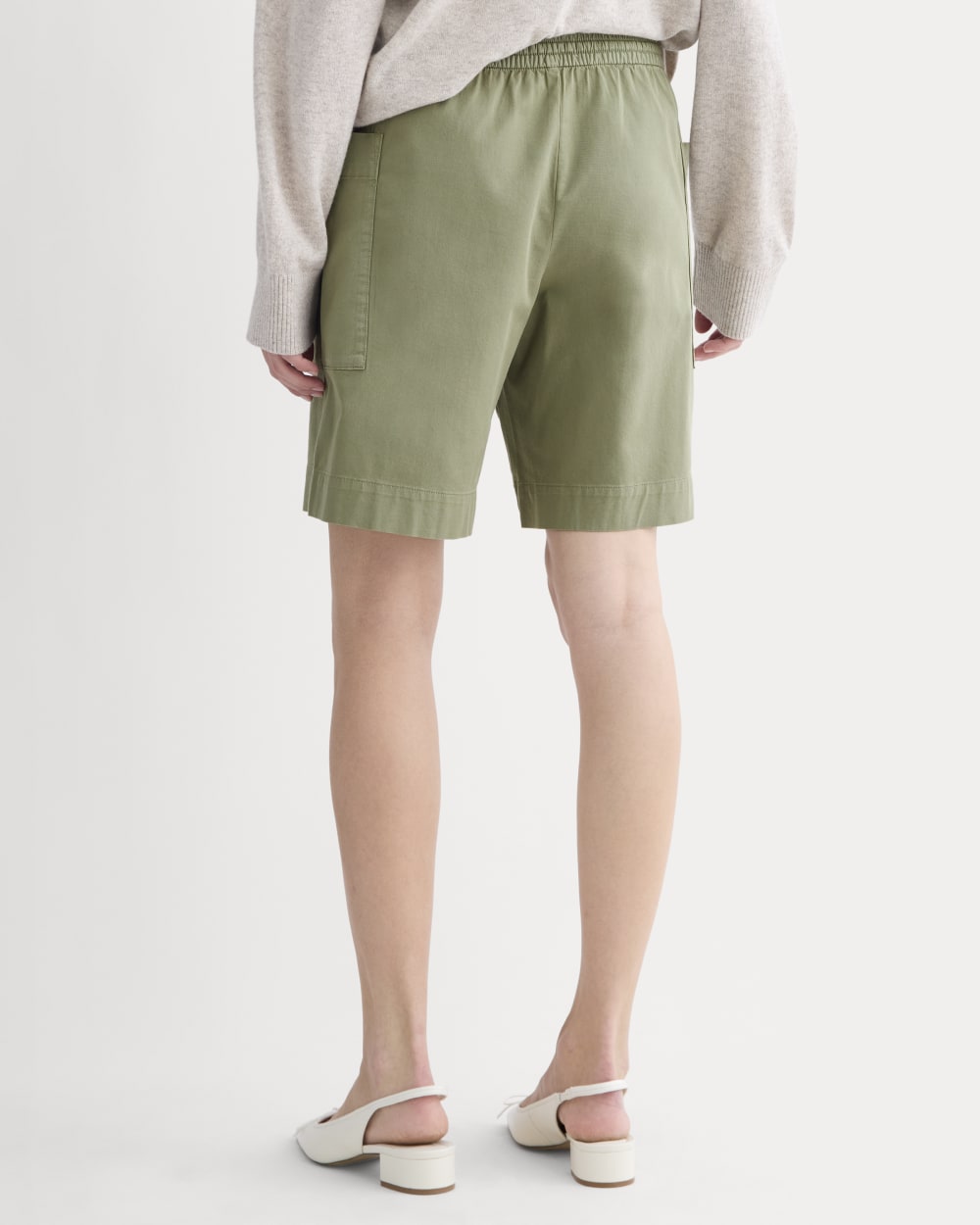 The Easy Cargo Short in Sagebrush — detail view