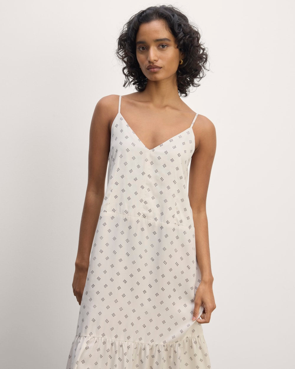 The Long Weekend Dress in Butterlite in Bone / Black Square Dot — detail view