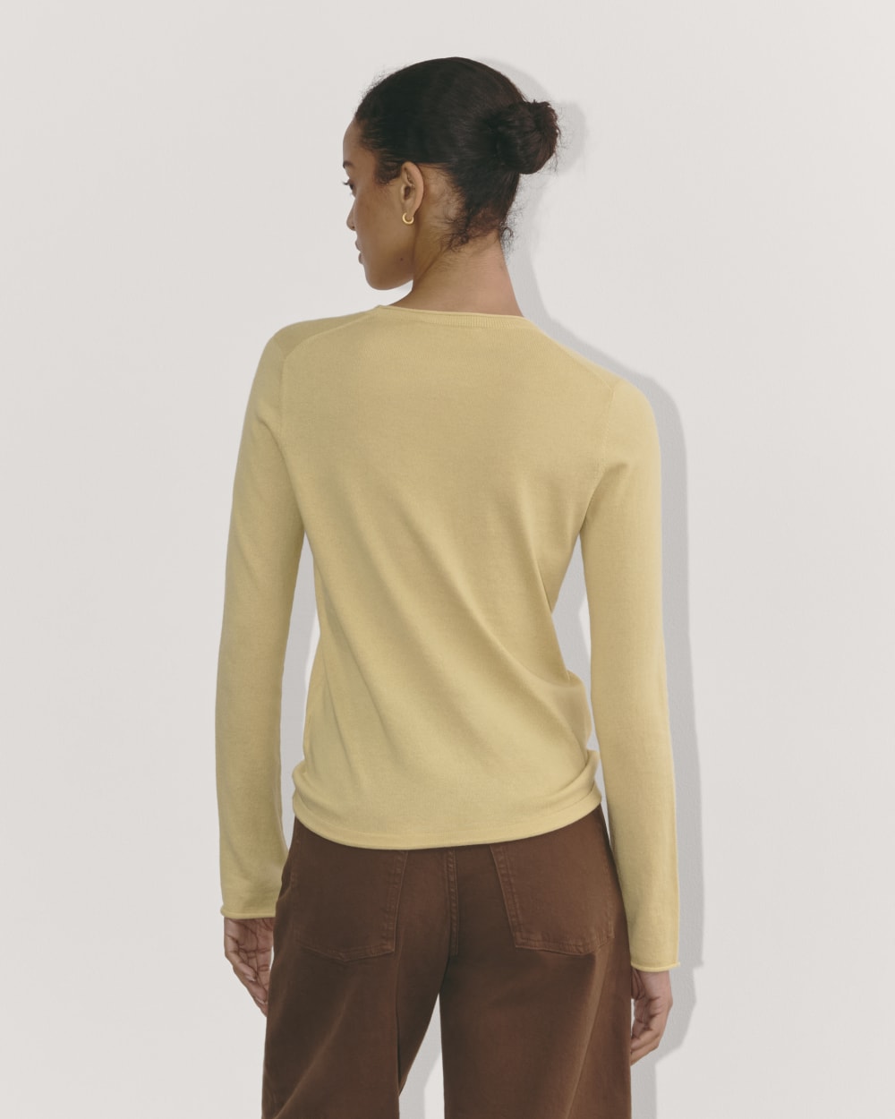 The Crew in Cotton Cashmere in Parsnip — detail view