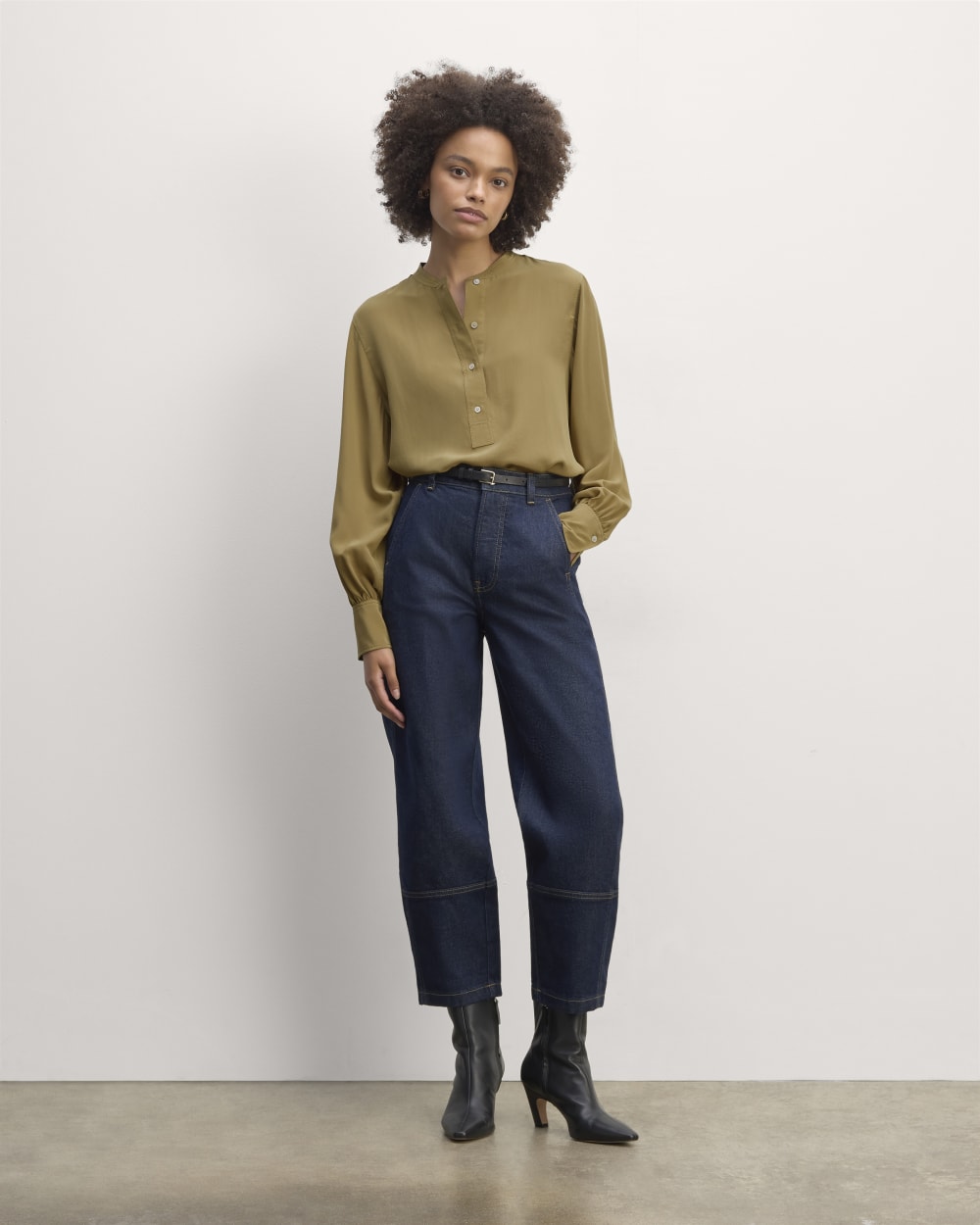 The Henley Shirt in Washable Silk in Fennel Seed — detail view