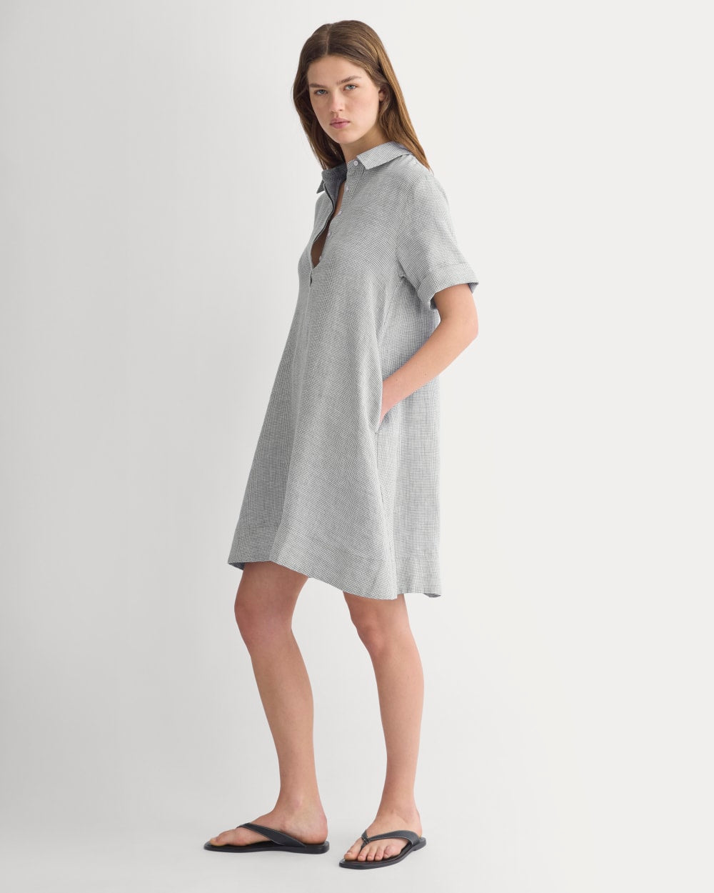 Mini Popover Shirtdress in Linen in Agave / Bone — detail view