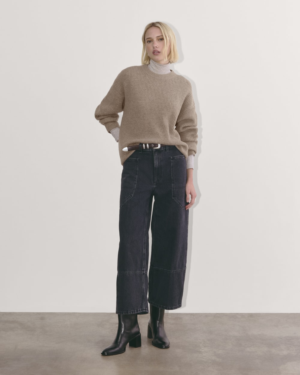 The Cocoon Crew in Wool Cashmere in Oatmeal — detail view