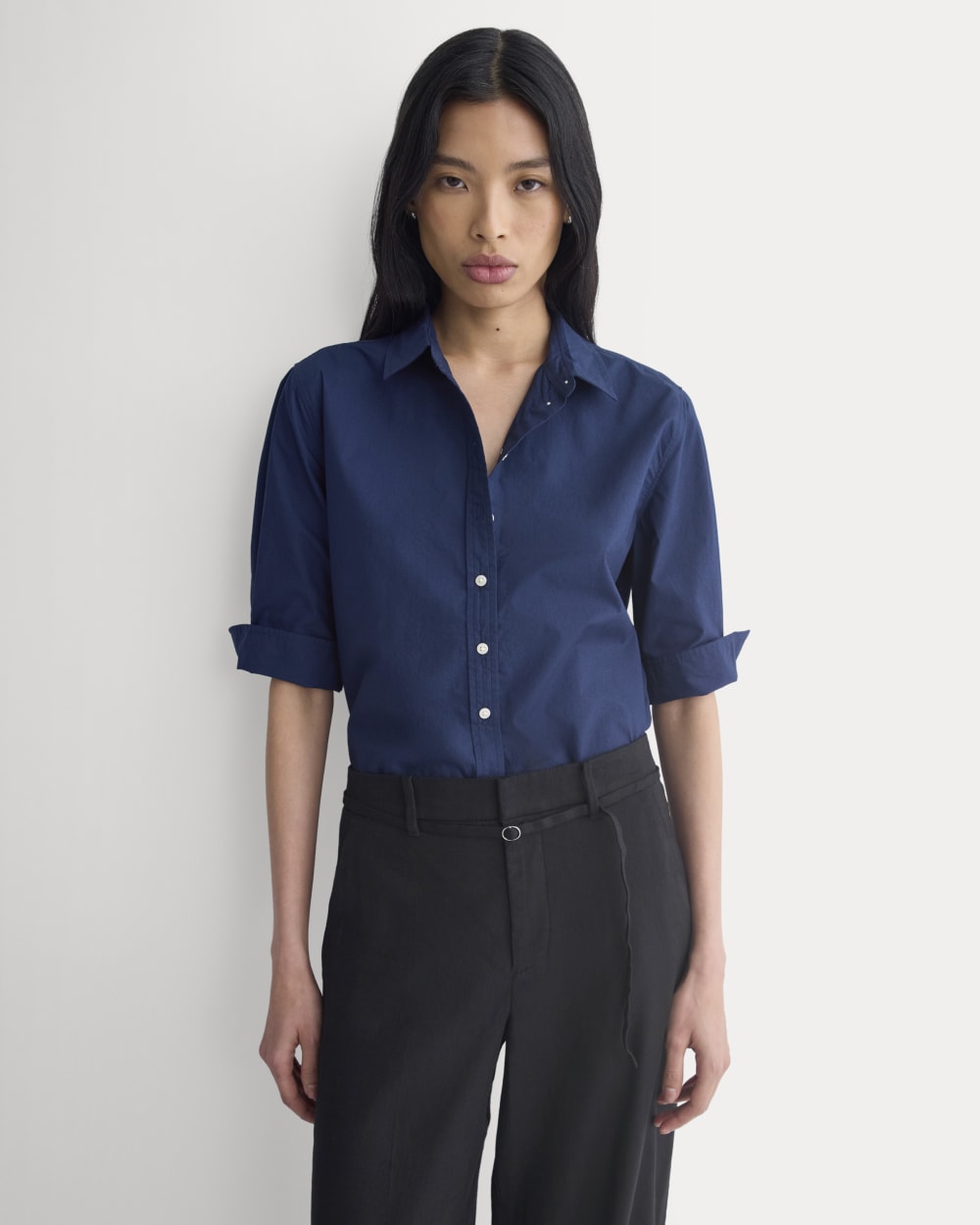 Cuff Detail Shirt in Lightweight Cotton in Navy — front view