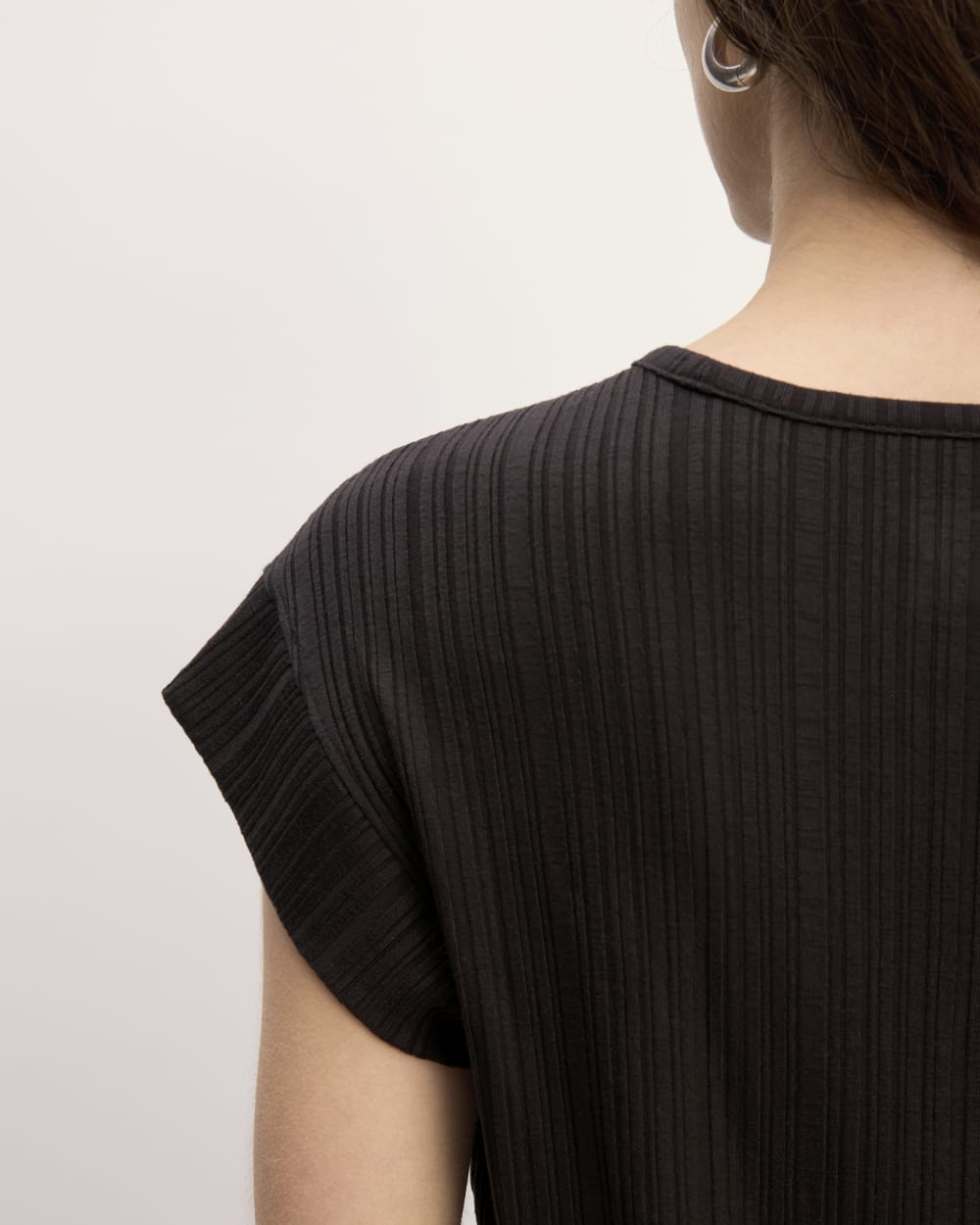 The Rib Muscle Tee in Black — detail view