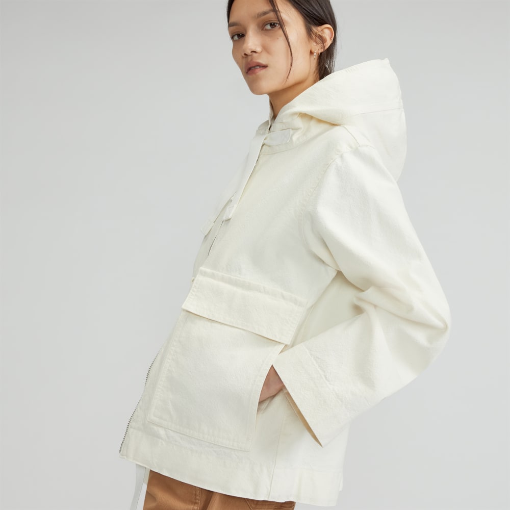 The Canvas Organic Cotton Anorak in Bone — detail view