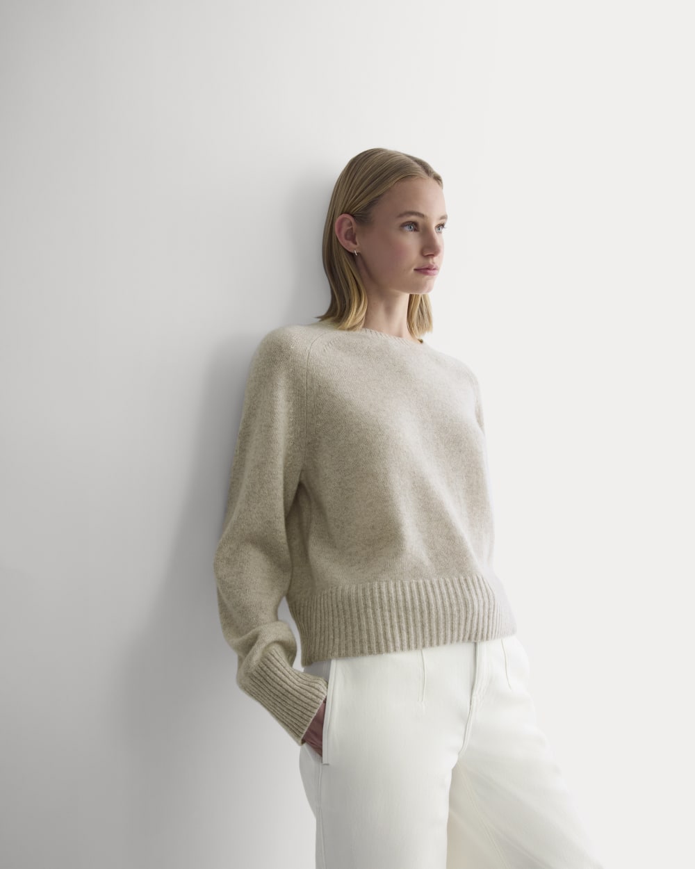 The Boxy Crew in Cashmere in Canvas — front view