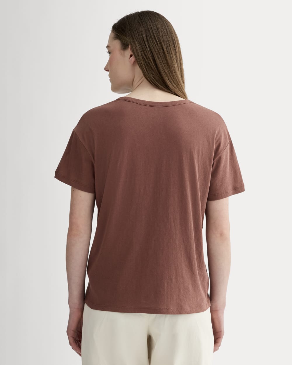 The Air Scoop-Neck Tee in Cedarwood — detail view