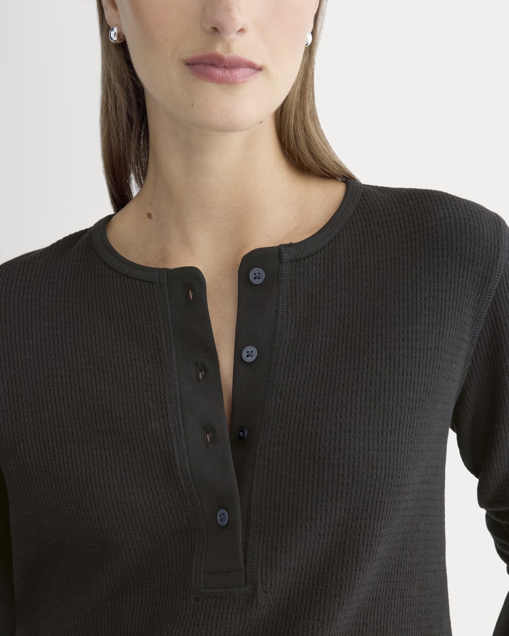 Boxy Henley in Cozy Waffle in Black — detail view