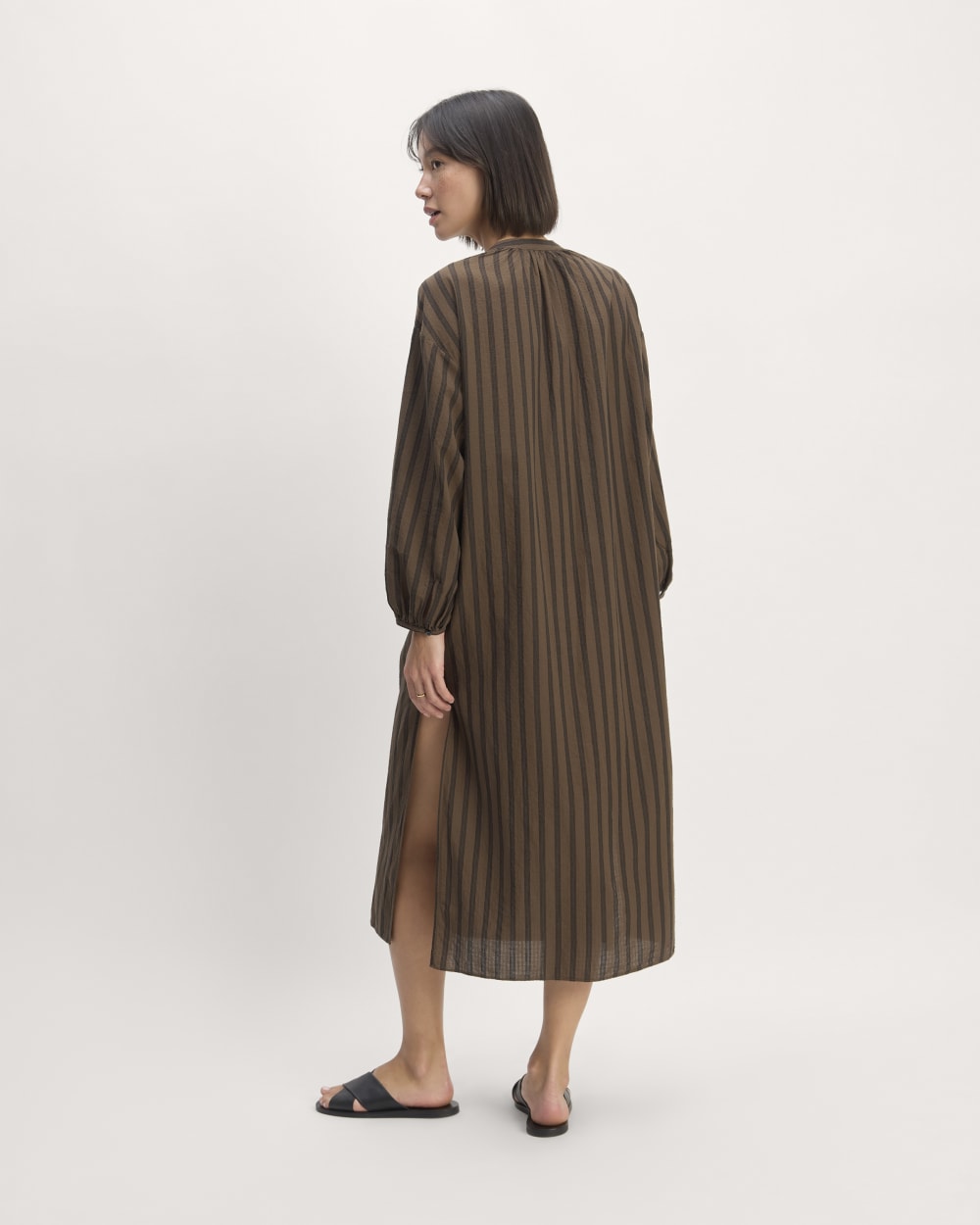The Gauze Caftan Dress in Cocoa / Black — detail view