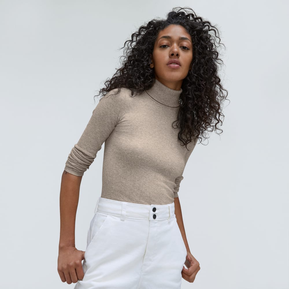 The Luxe Rib Turtleneck in Heathered Meringue — detail view
