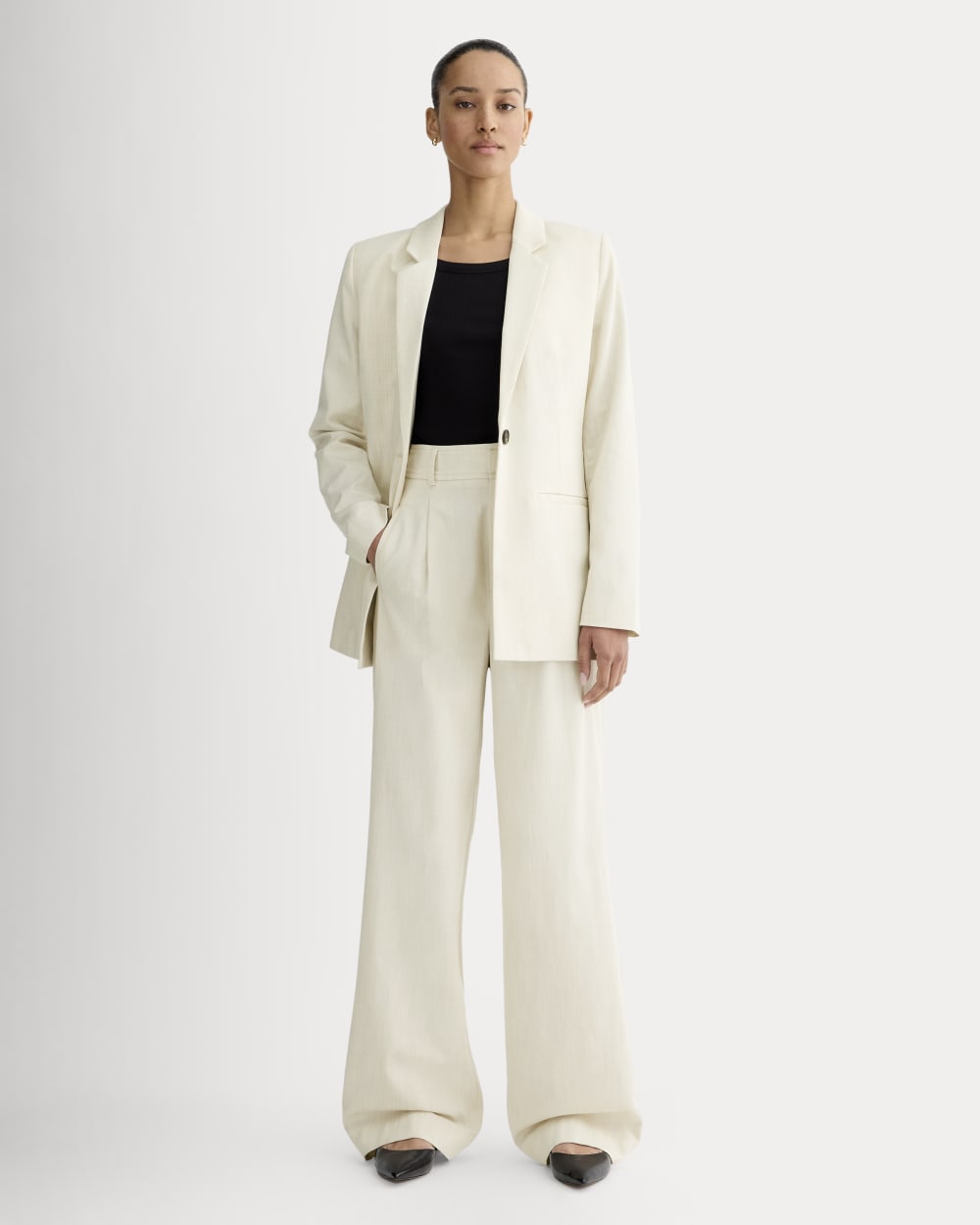 The Draper Pleated Pant in Buttersmooth in Heathered Oat — front view