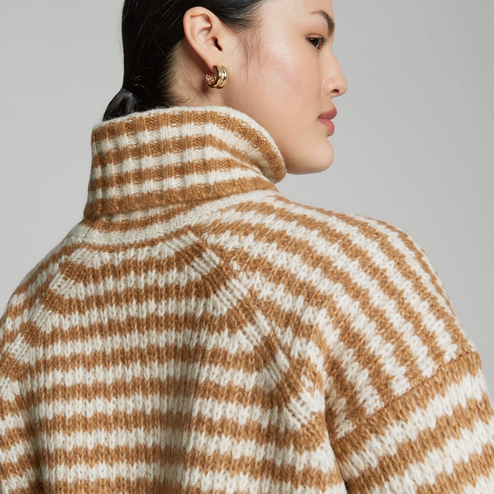 The Cloud Turtleneck in Ginger Root / Oat — detail view