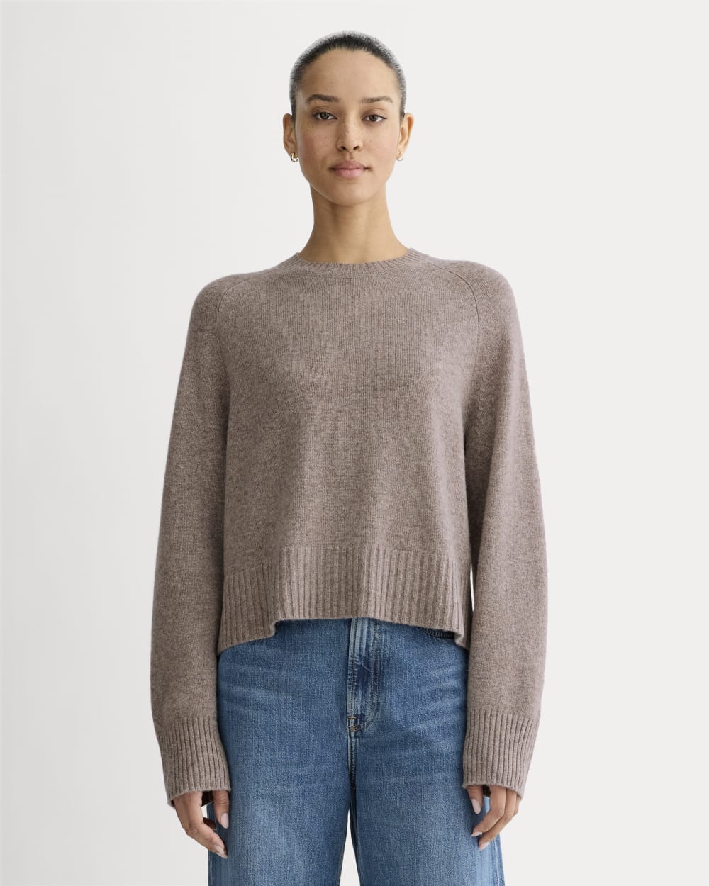 The Boxy Crew in Cashmere in Light Heathered Taupe — front view