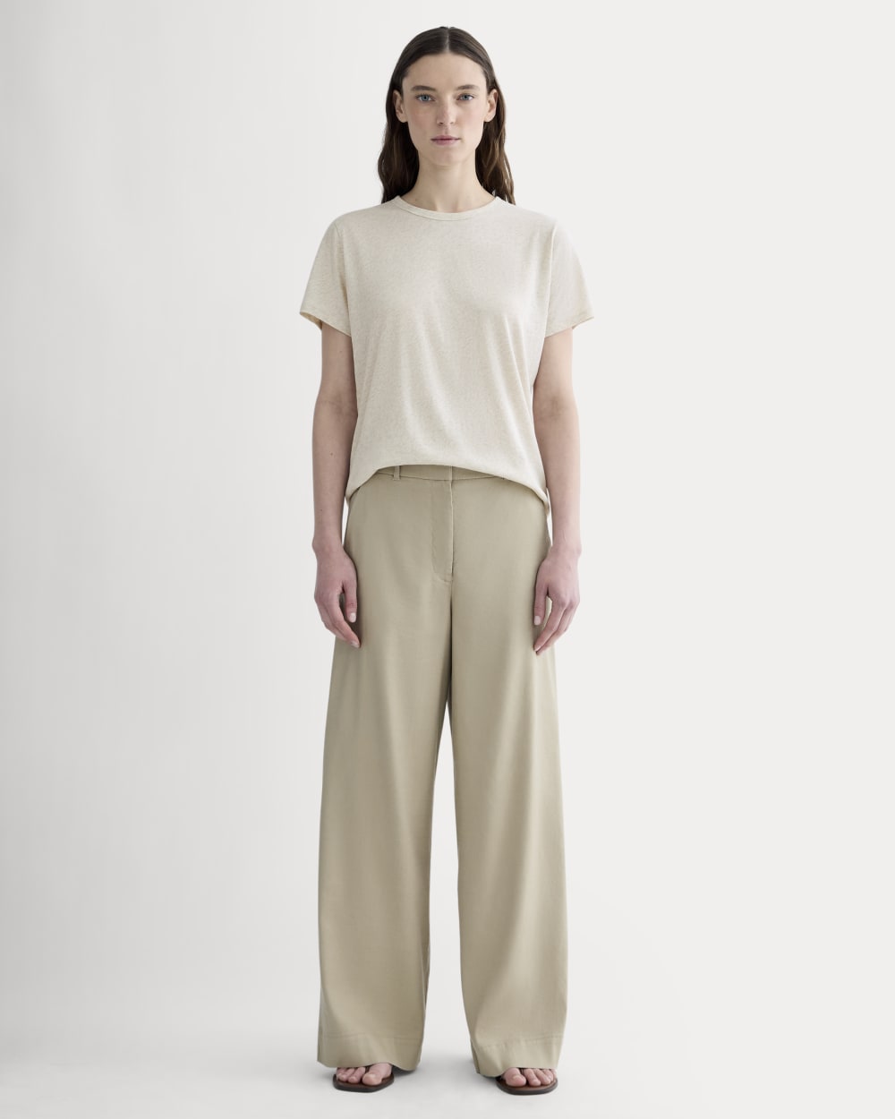 The Slim Air Tee in Heathered Oat — detail view
