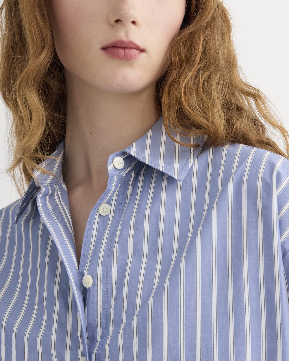 The Boyfriend Shirt in Ultrasoft Cotton in Dutch Blue / Bone — detail view