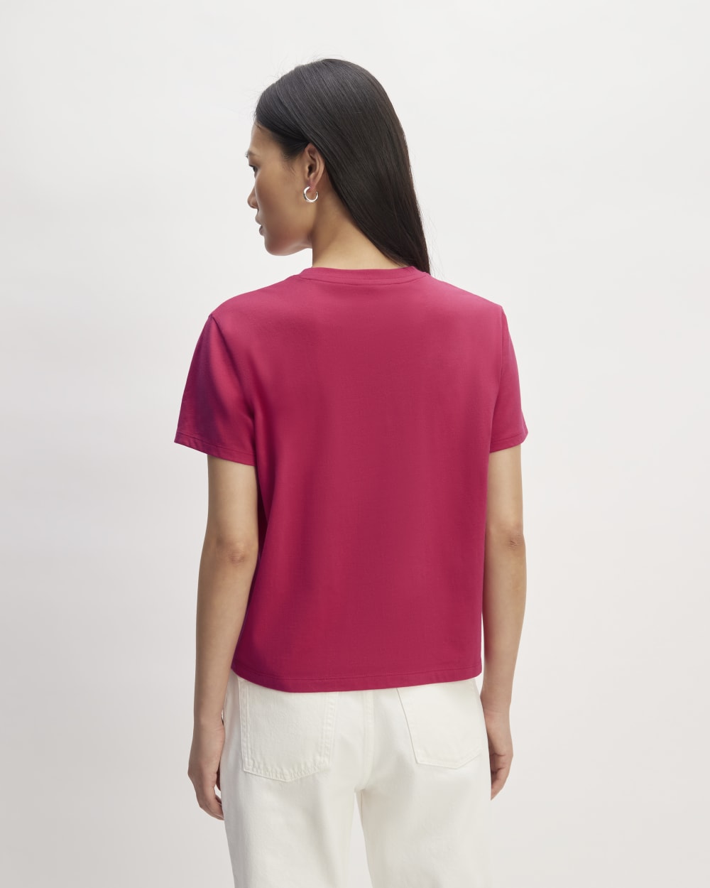 The Box-Cut Tee in Essential Cotton in Red Currant — detail view
