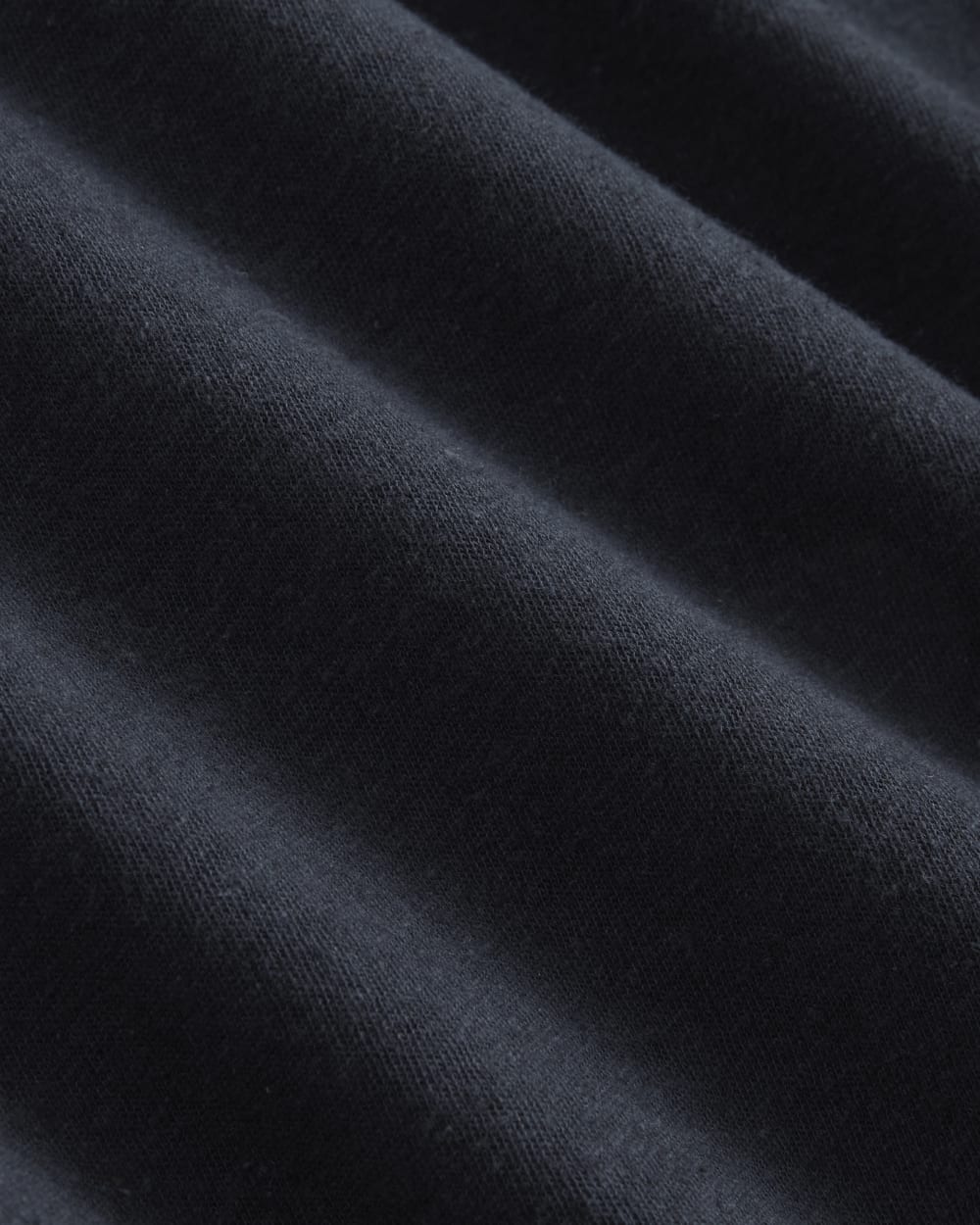 The Slouchy V-Neck Tee in Cotton Linen in Navy — detail view