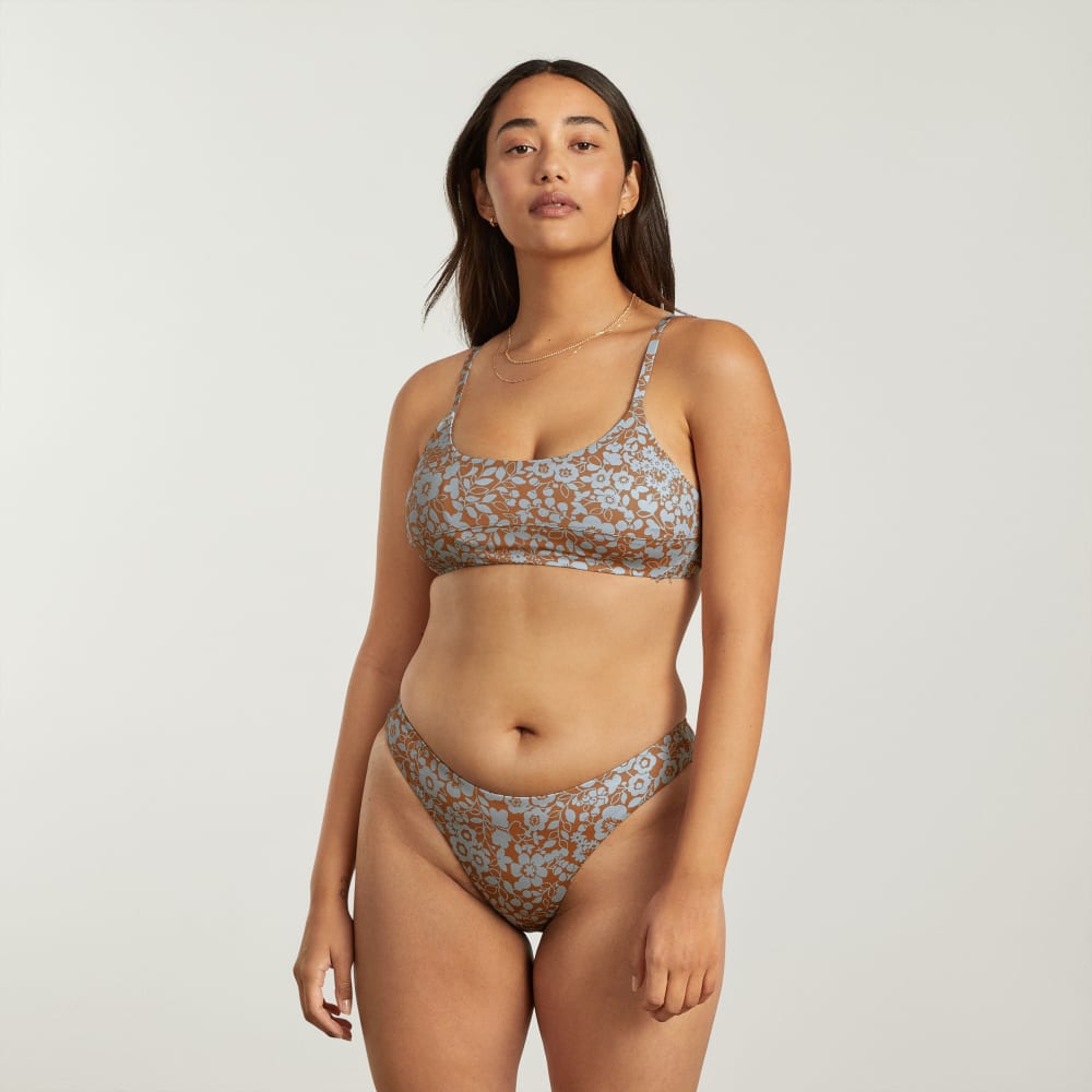 The Scoop-Neck Bikini Top in Honey Floral — detail view