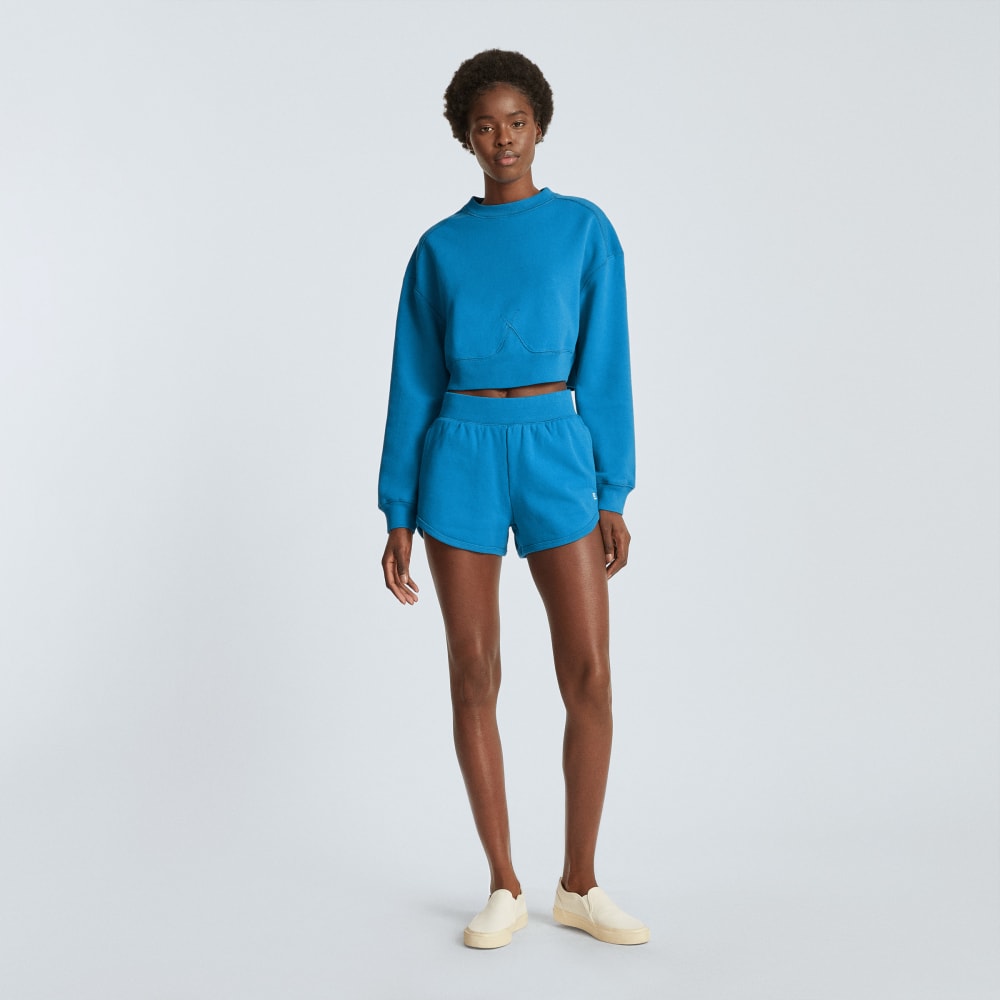 The Organic Cotton Cropped Crew in Horizon Blue — detail view