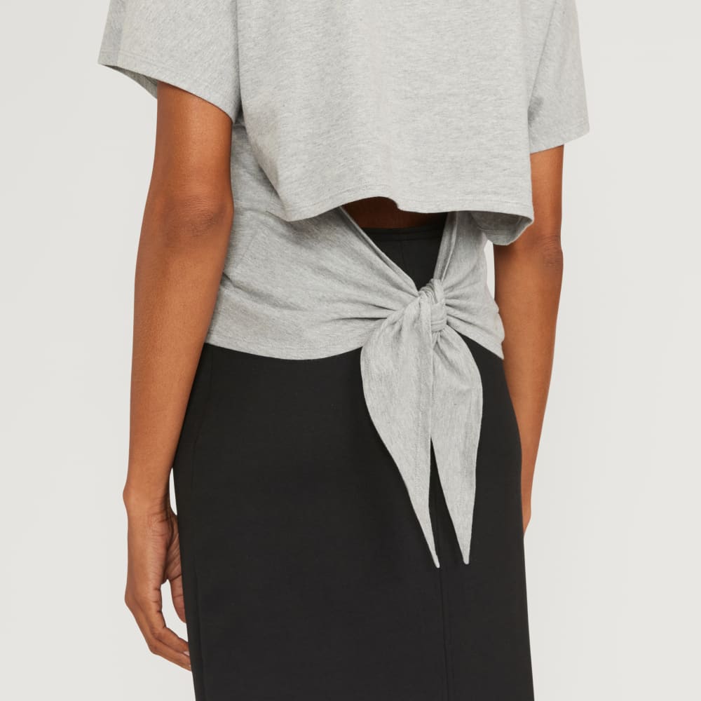 The Organic Cotton Tie Back Tee in Heather Grey — detail view