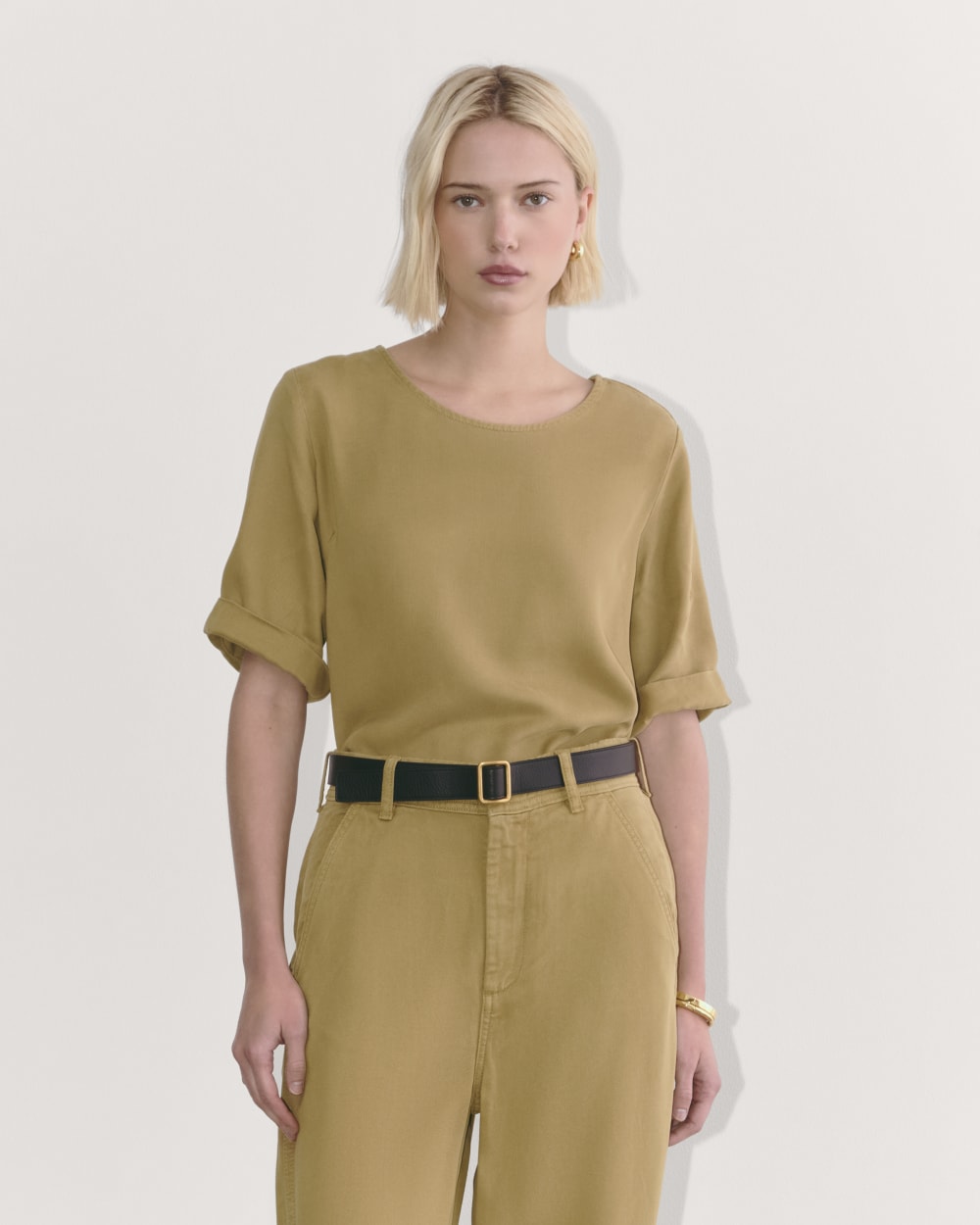 The Relaxed Tee in Buttersoft in Fennel Seed — front view