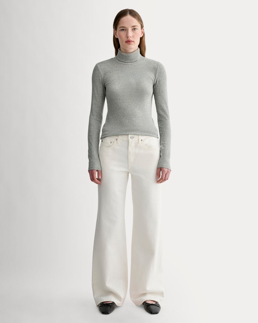 The Luxe Rib Turtleneck in Washed Heathered Grey — detail view