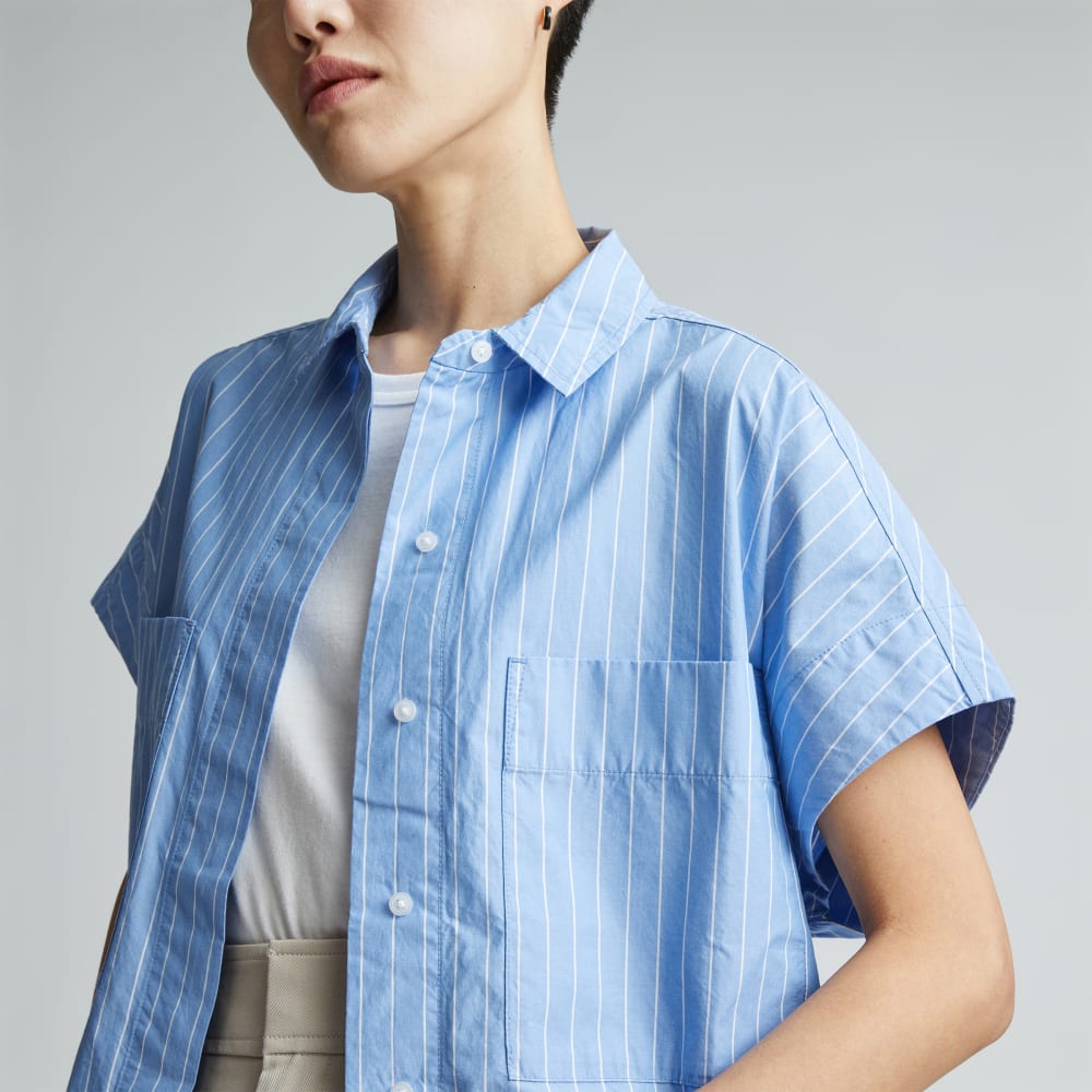 The Short-Sleeve Box Shirt in Mariner Blue / White — detail view