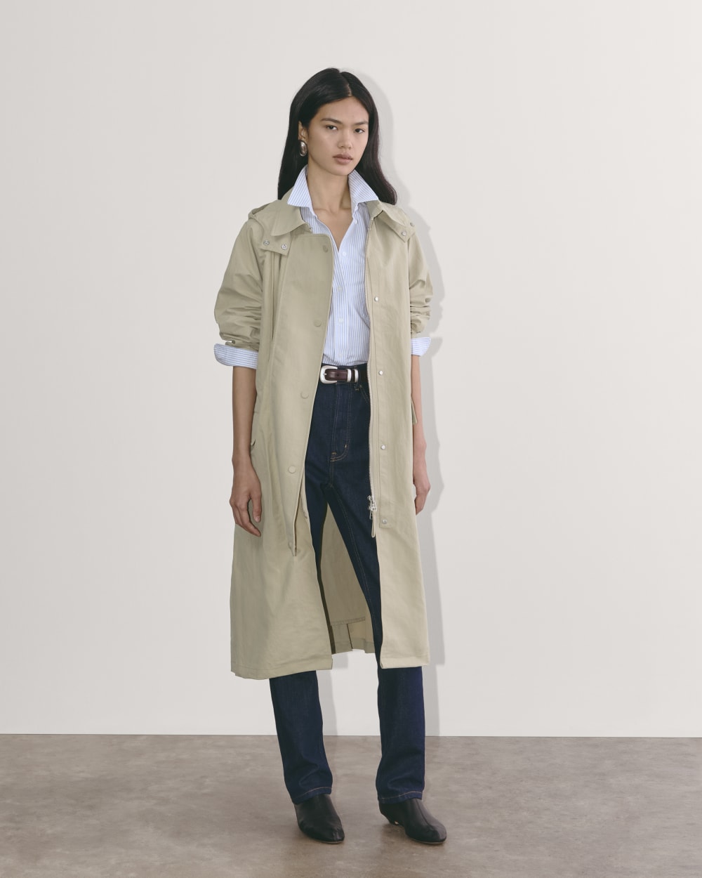 The Oversized Anorak in Trench Coat Khaki — detail view