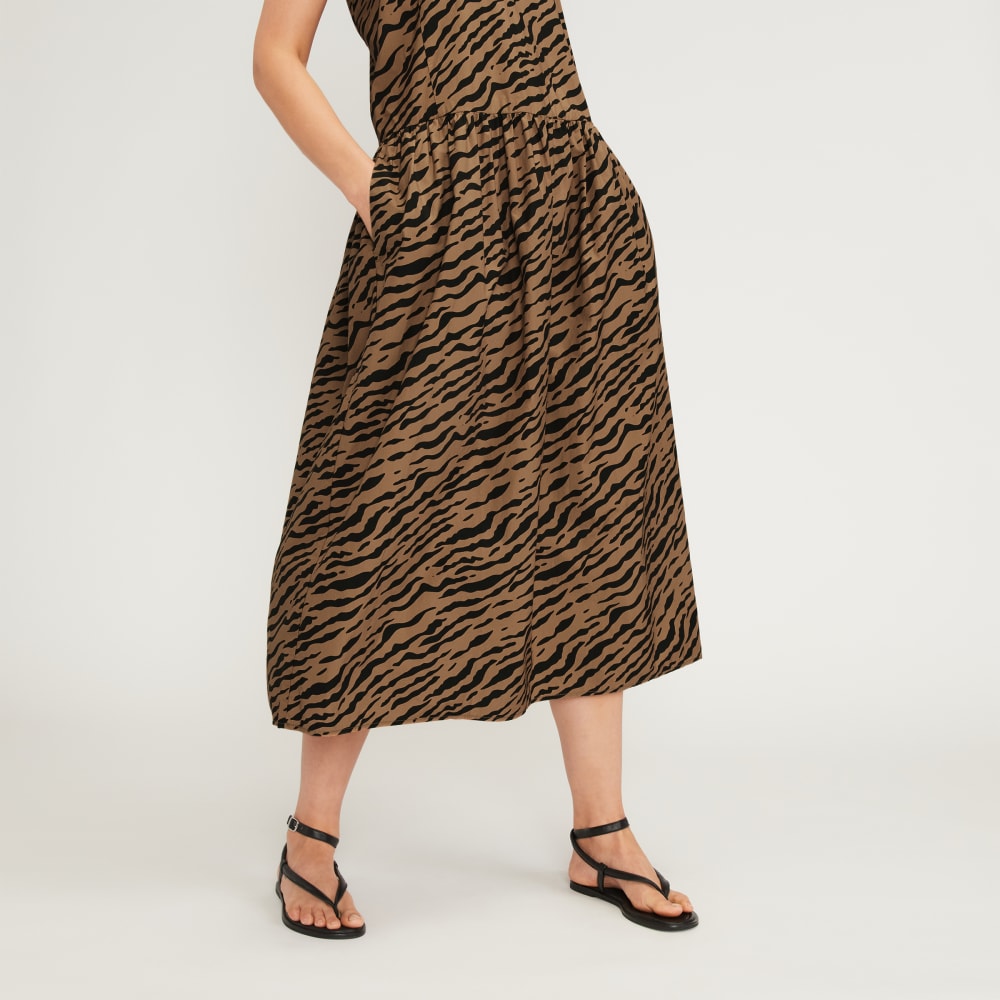 The Poplin Summer Dress in Tiger Stripe Toasted Coconut — detail view