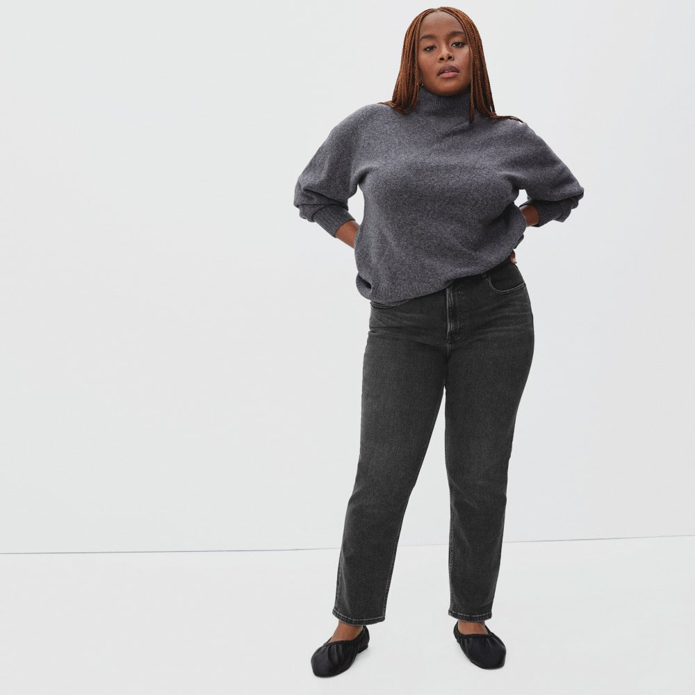 The Curvy Cheeky® Straight Jean in Washed Black — detail view
