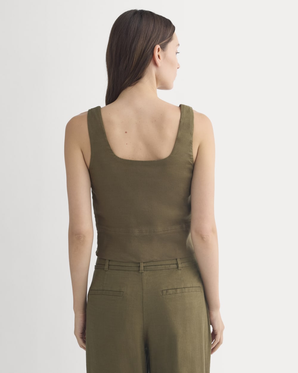Square Tank in Stretch Linen in Beech — detail view