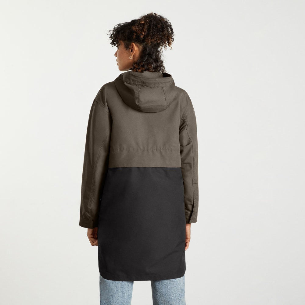 The Anorak in Forest / Black — detail view