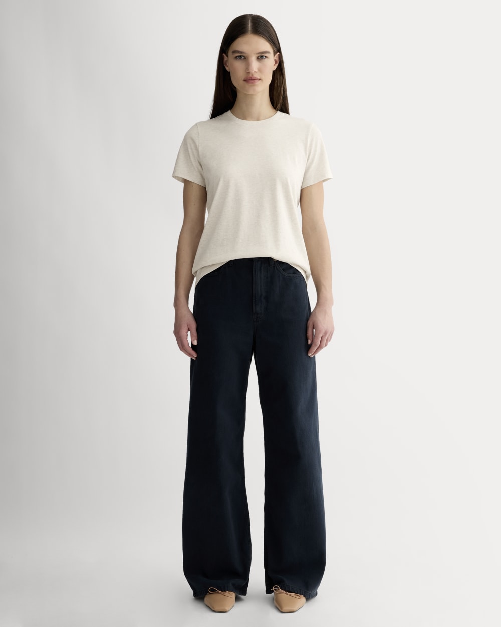 The Slim Crew in Essential Cotton in Heathered Oat — detail view