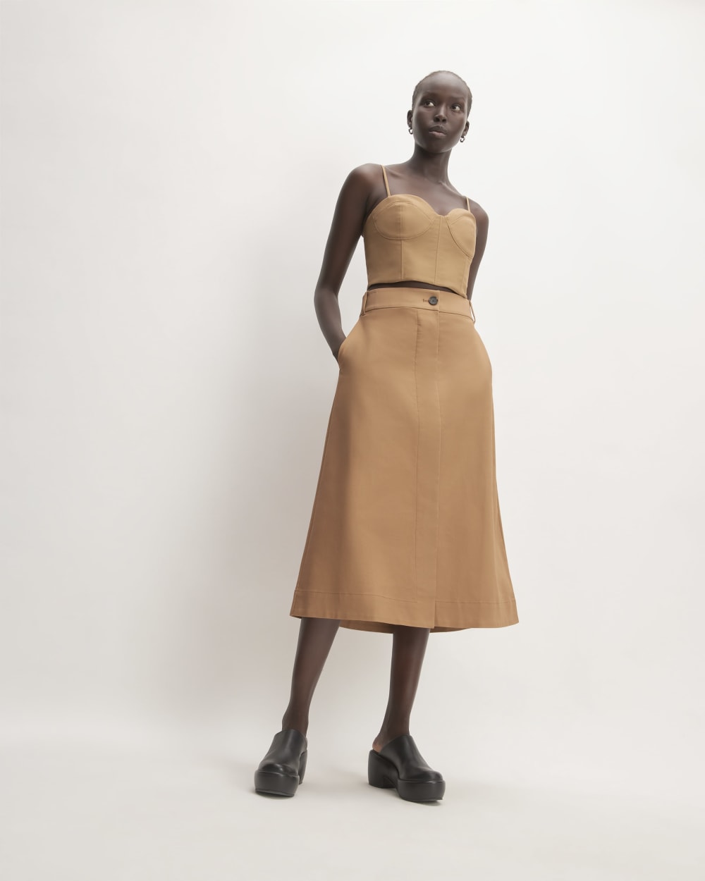 The Structured Cotton Bustier in Toasted Coconut — detail view